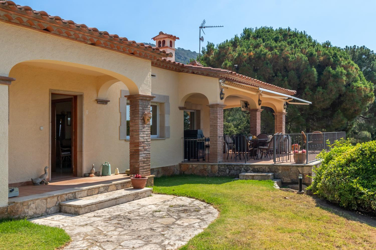 Exterior & Views 1, Bell Lloc st cristina dar, Girona