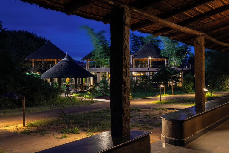 Terrace/patio 5, Hampi's Feathers Resort, Koppal