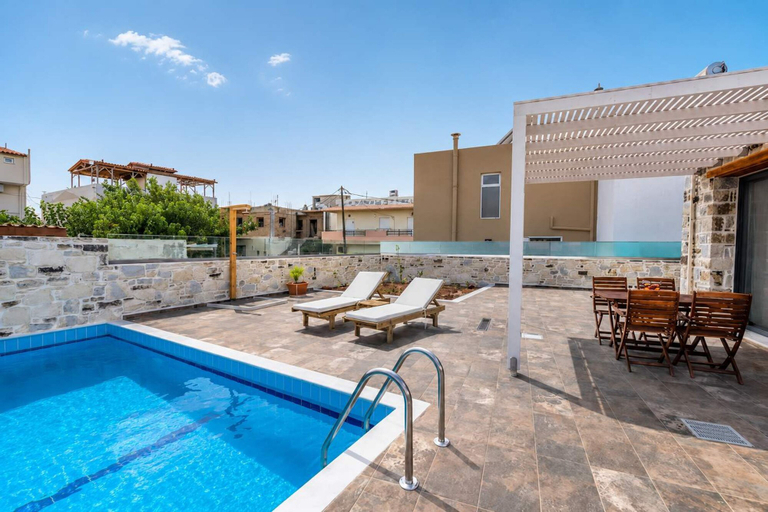 Room 4, Elmara Crete Beachside Villa 3 With Private Pool, Faistos
