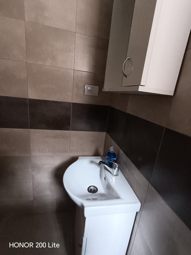 Bathroom 3, Komforna Soba U Centru #3, Mladenovac