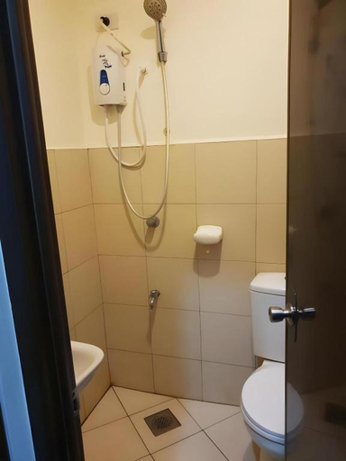 Bathroom 4, Rich Manor Pension House, Cagayan de Oro City