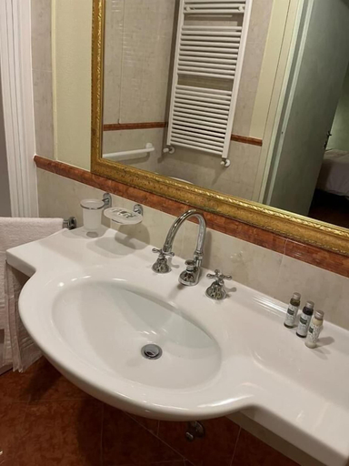 Bathroom 3, Maggioni 039, Lecco