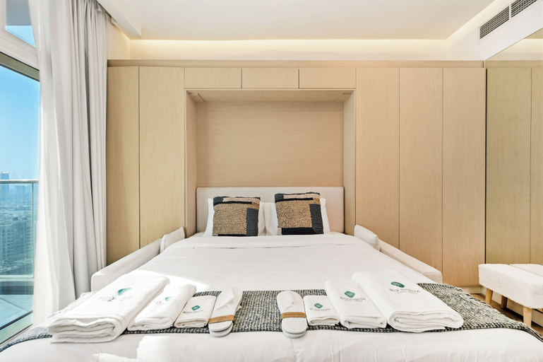 Room 4, Bloomfields Studio in Miraclz By Danube, Dubai