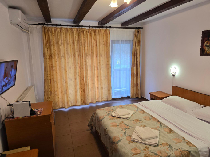 Bedroom 2, Casa Vivian, Baile Herculane