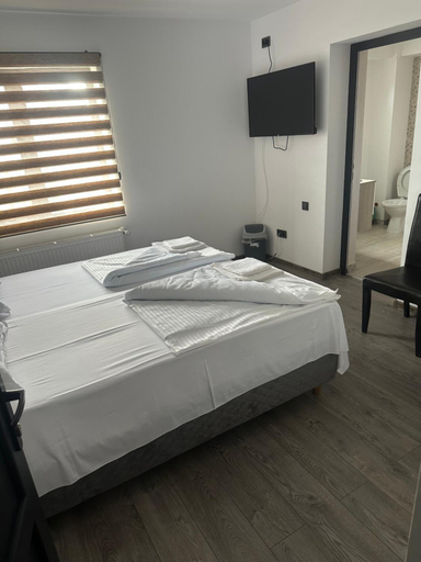 Bedroom 3, Viv House, Valenii De Munte
