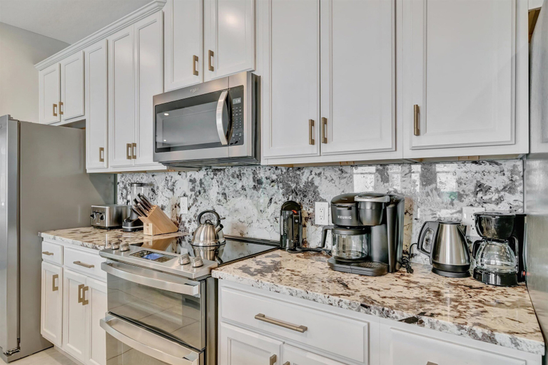 Private kitchen 5, The Watson Court Manor, Osceola