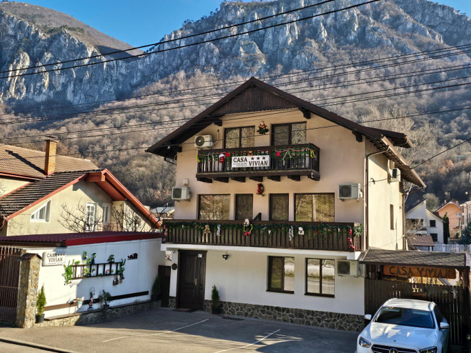Exterior & Views 1, Casa Vivian, Baile Herculane