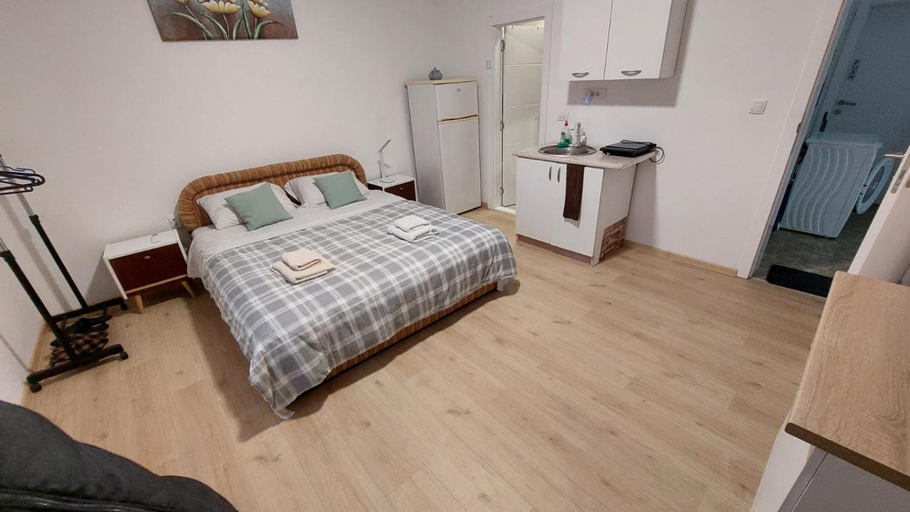 Bedroom 2, Komforna Soba U Centru #3, Mladenovac