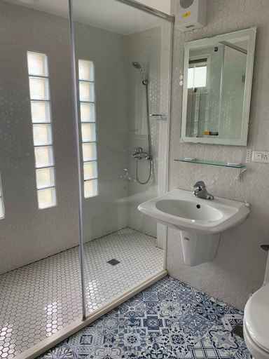 Bathroom 2, Bell Cottage B&B, Taitung