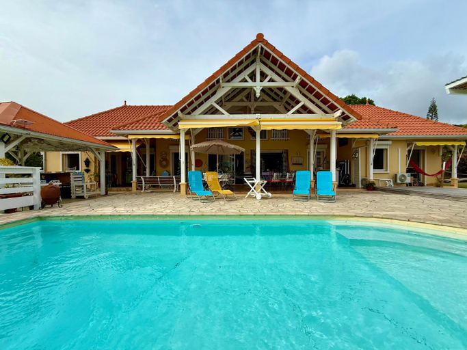 Sport & Beauty 2, VILLA PASKEDRA, Case-Pilote