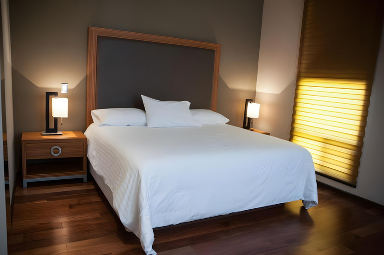 Bedroom 2, Mbm Red Sun Hotel, Monterrey