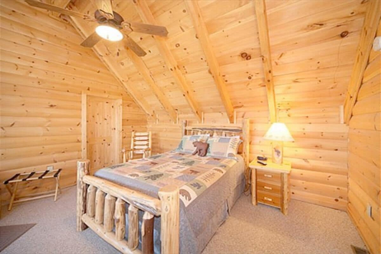 Room 2, Kodiak, Sevier