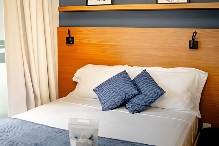 Room 3, UENO 906, São Paulo