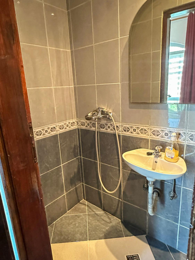 Bathroom 3, LaRos Apt
