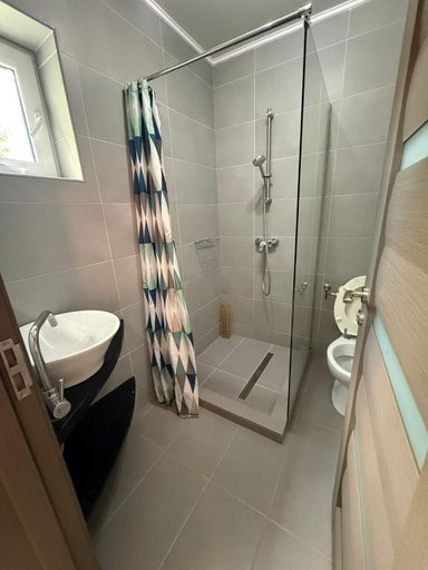 Bathroom 3, Agropa Rooms & Garden Events, Prundu Bargaului