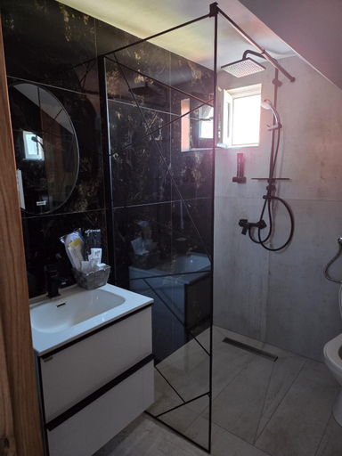 Bathroom 4, Gold Residence, Ocna Mures