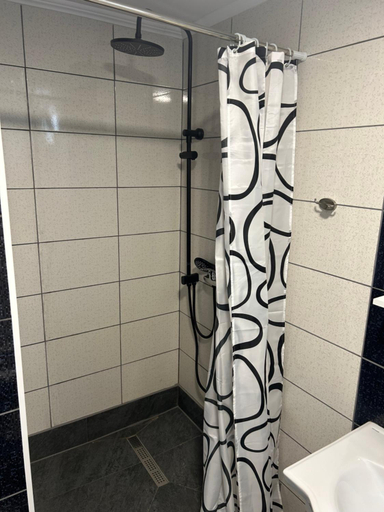 Bathroom 2, CASA DAVID, Dubova