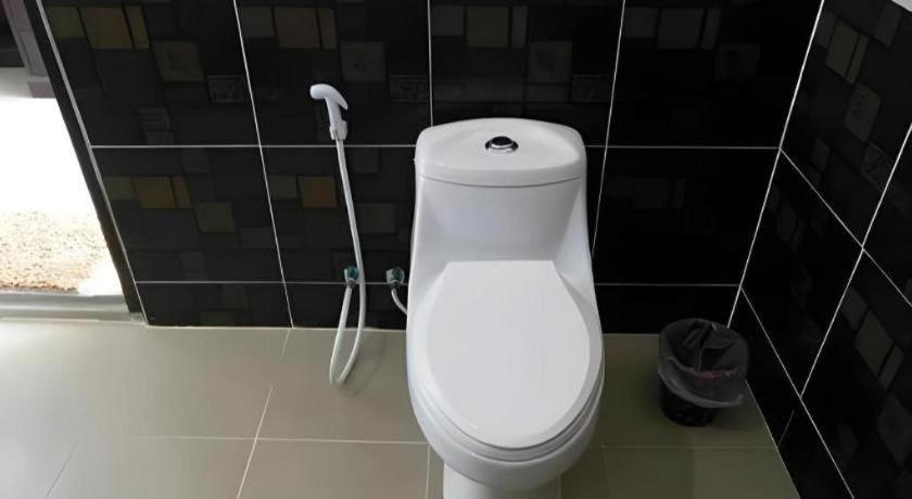 Bathroom 3, Kumkaew Udon, Muang Udon Thani