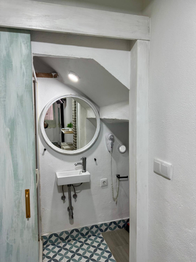 Bathroom 2, Apartamento PUERTA DE CORDOBA, Sevilla