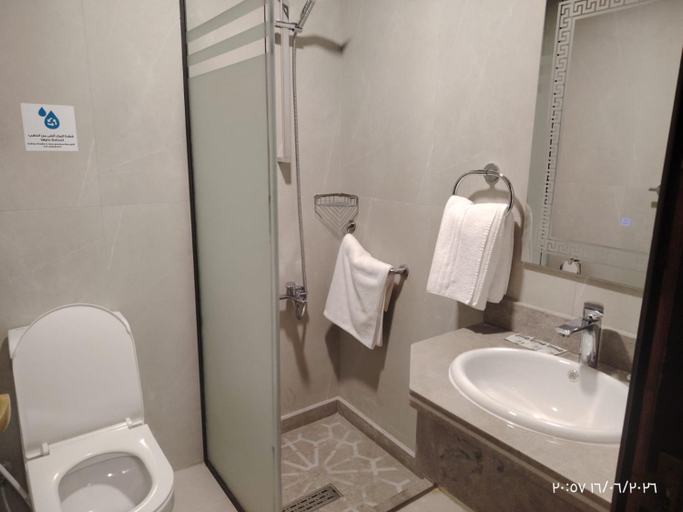 Bathroom 5, Rawabi Al Zahra Hotel, Al Madinah Al Munawwarah