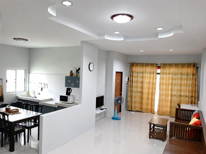 Food & Drinks 3, Rutcha homestay Betong, Batong