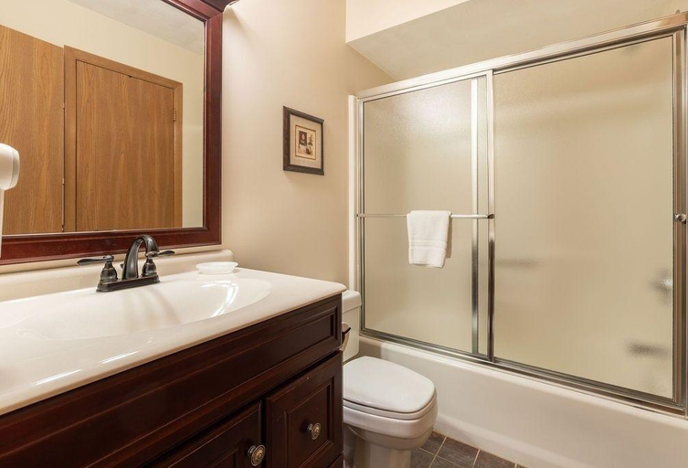 Bathroom, Seven Springs 1 Bedroom Deluxe Condo, Pet Friendly! by RedAwning, Somerset