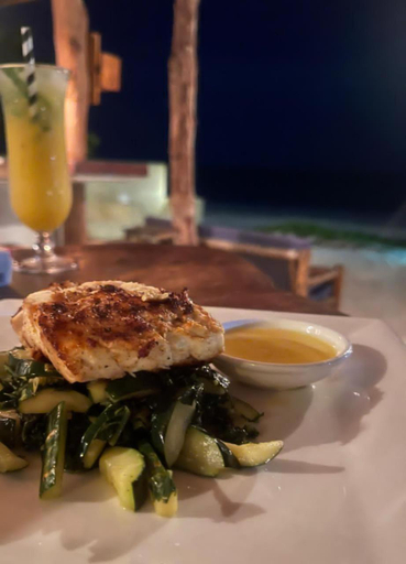 Food & Drinks 4, Drifters Zanzibar, Kusini