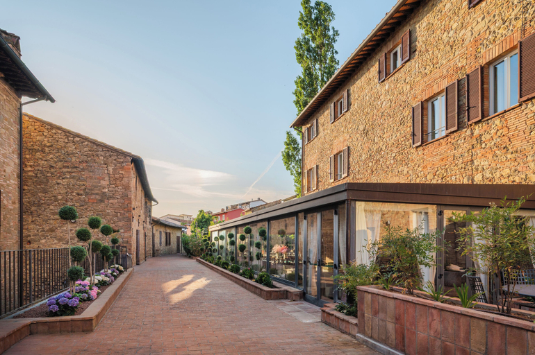 Property grounds, Borgo Tre Vaselle, Perugia