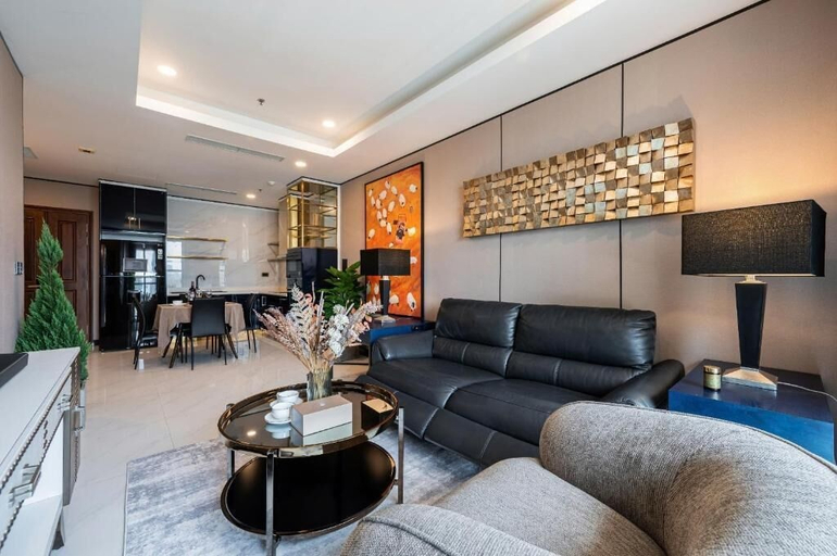 Living area 4, Madison modern 2br unit, District 1