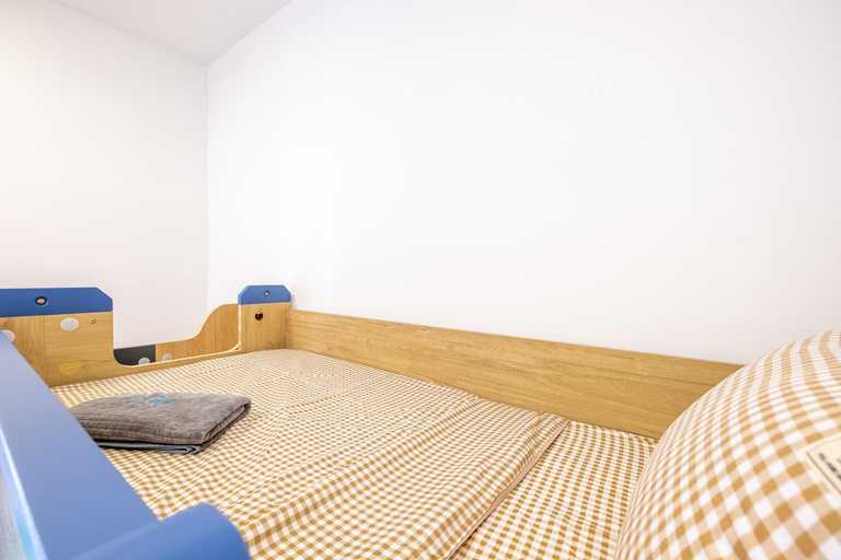 Bedroom 3, The White House UNA opposite Sunway Velocity Mall, Kuala Lumpur