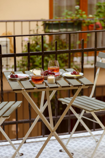 Food & Drinks, Lemon Apartments, Beyoğlu