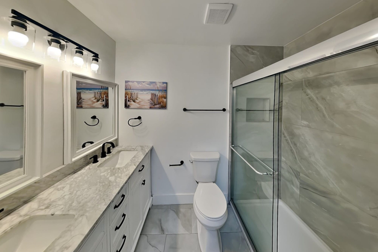 Bathroom 4, Hibiscus 301-A by Distinctive Beach Rentals, Saint Johns