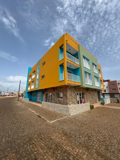 Exterior & Views 3, Beauty Plaza Suites