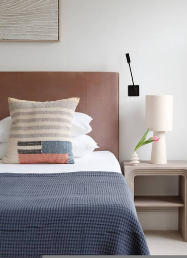Room 2, Luxury 5-bedroom Central London Town House, London