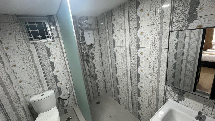 Bathroom 4, Grand City Hotel Tawau, Tawau