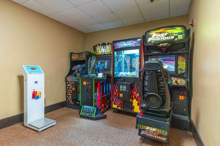 Game room, Staysky Suite Near Universal & I-drive, Orange