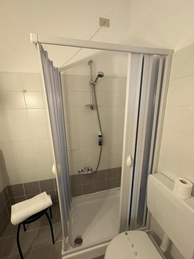 Bathroom 5, Hotel Elisabetta, Genova