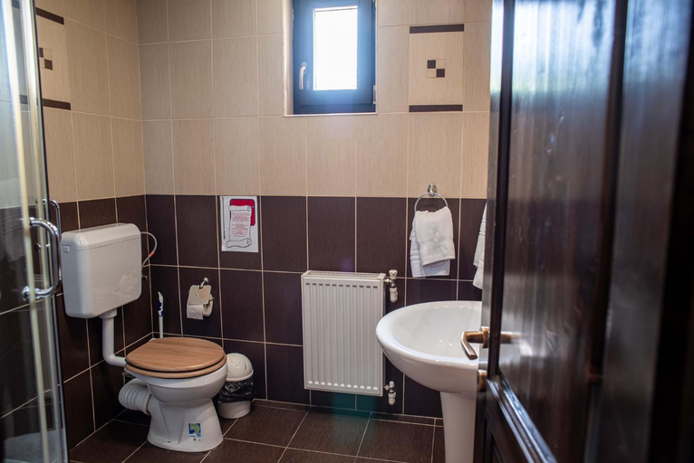 Bathroom 3, Cabana Stana Tarle, Sinaia
