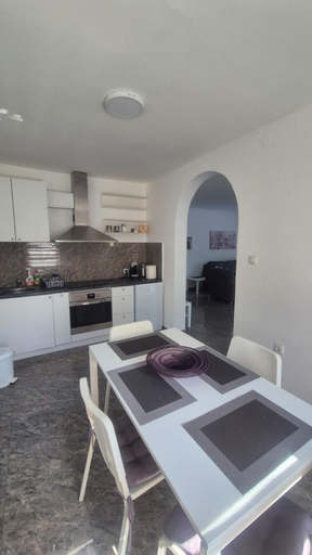 Others 5, Silver Rose apartman, Veliko Gradište