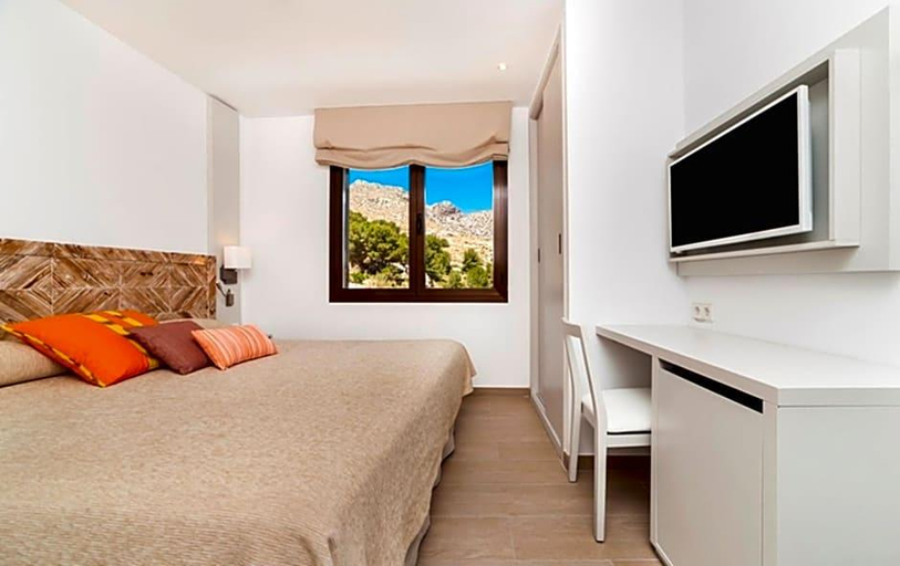 Bedroom 3, Hoposa Hotel Niu, Baleares