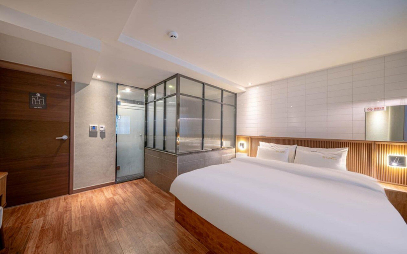 Bedroom 5, Busan LaMer Gwangan Stay, Suyeong