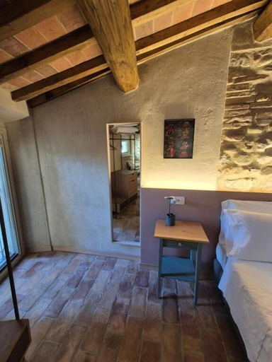 Room 3, Six Keys Guesthouse, Terni