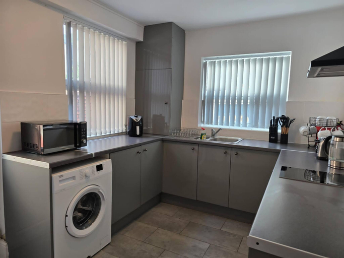 3, Cozy House in Liverpool, Sefton