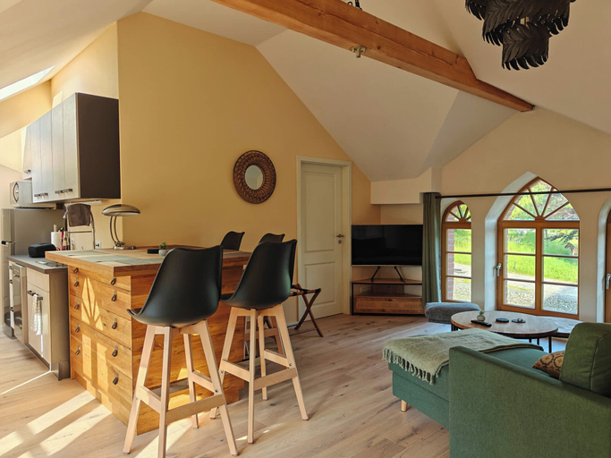 Living room 5, Wellness-apartment mit Eigener Sauna und Whirlpool, Bautzen