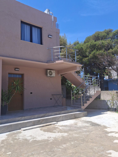 Others 4, Lungomare Apartamete, Vlorës