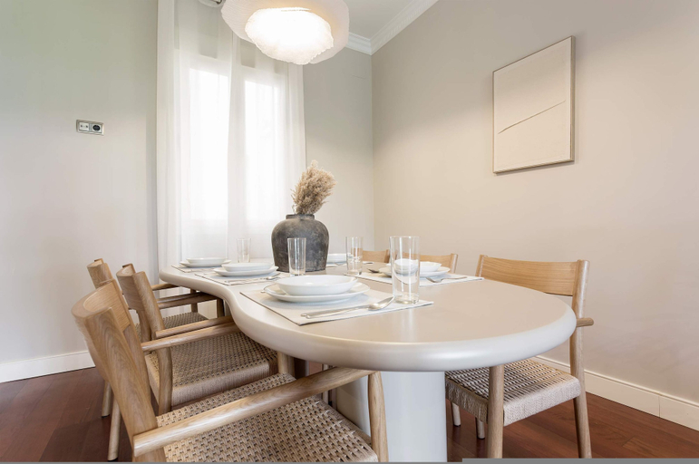 Room 4, Stylish 4BD Apartment Madrid Duque de Osuna II, Madrid
