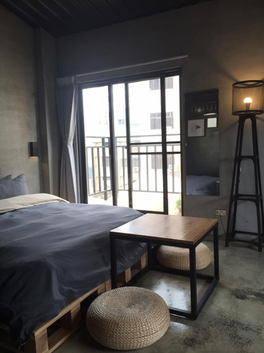 Bedroom 1, it's 一起 台南旅店, Tainan