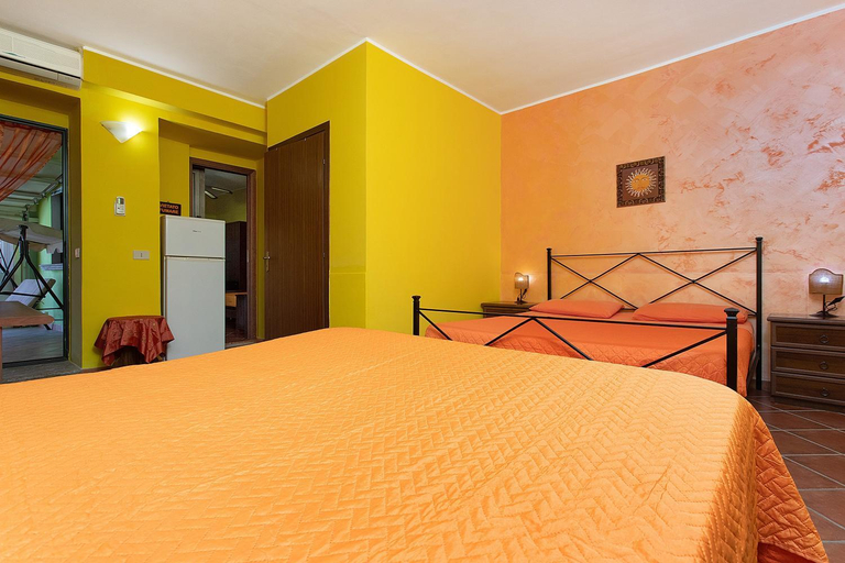 Exterior view 3, Le Grand soleil Apartments, Messina