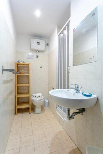 Bathroom 3, Nice Apartments near the Vatican, Roma