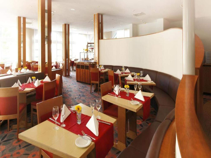 Dining 5, 4 person holiday park home in Niedernhausen, Rheingau-Taunus-Kreis